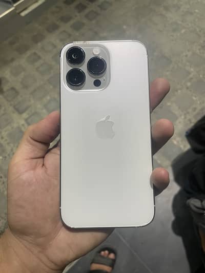Apple iPhone 13 Pro