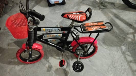 Girls cycle