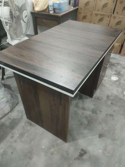 brand new office table for office work 100% original and clean