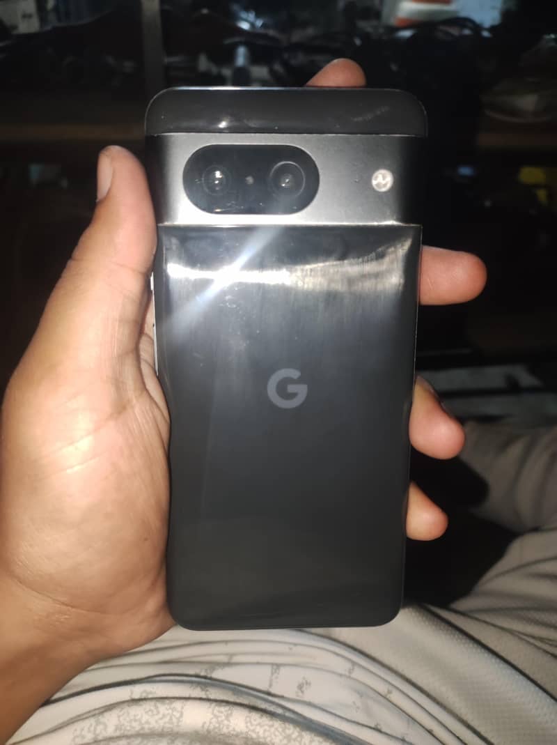 Google Pixel 8 7
