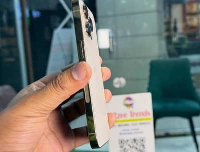 Apple iPhone 13 Pro
