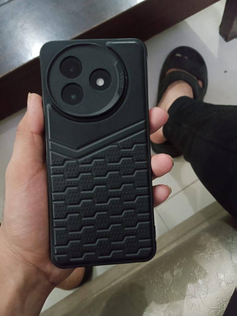 Itel S24 13