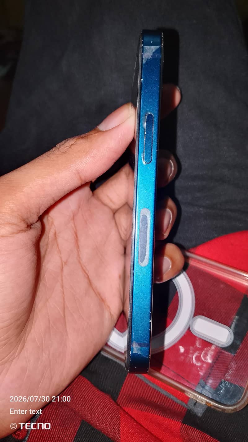 Apple iPhone 12 mini 1