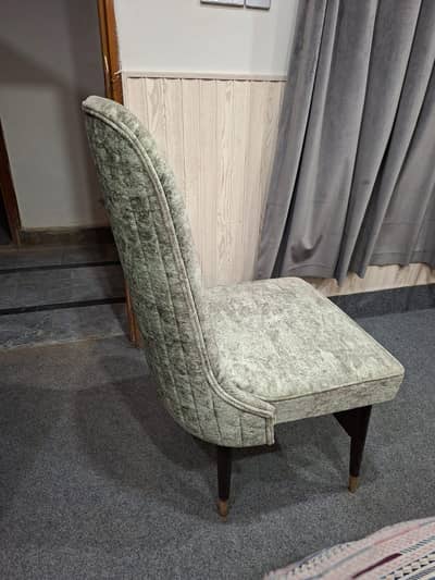 Four High-Back chair-Set Top Fabric , Top Foam Quality