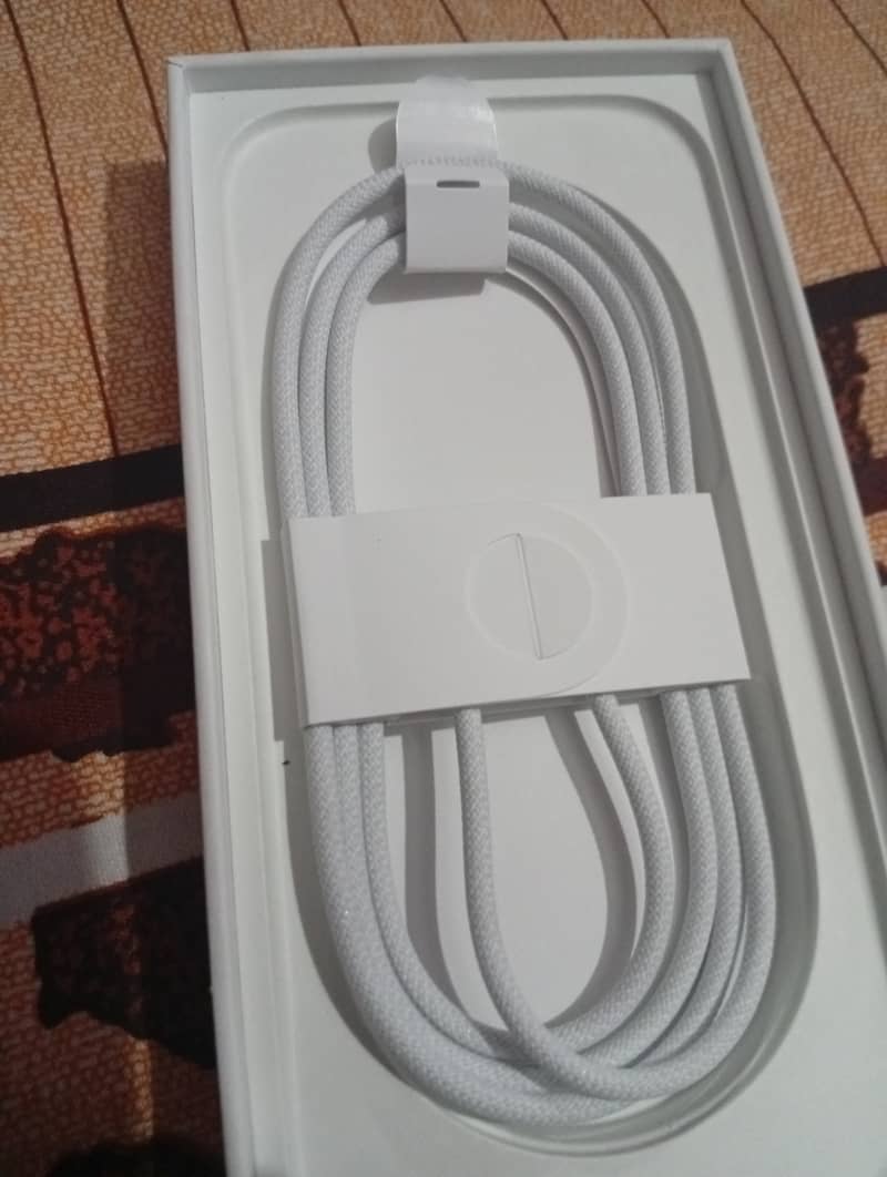 Apple iPhone 17 5