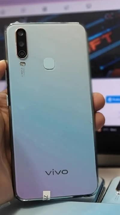 Vivo Y17