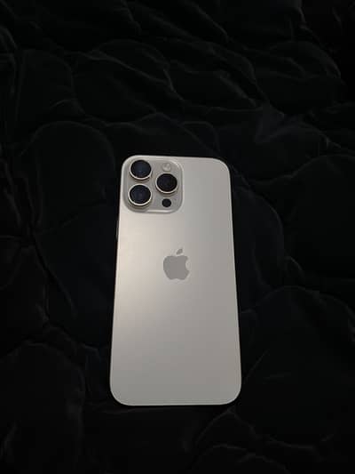 Apple iPhone 16 Pro Max jv