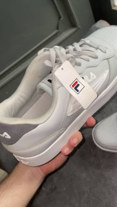 FILA Original Sneakers – Excellent Condition