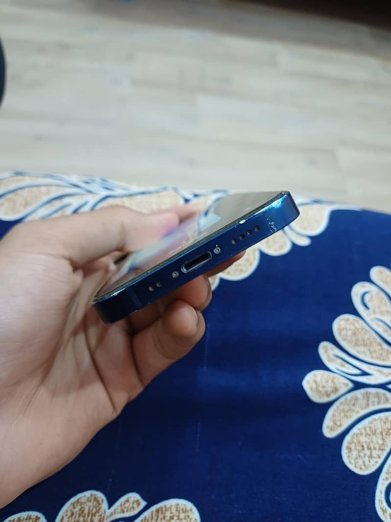 iphone 12 mini 2