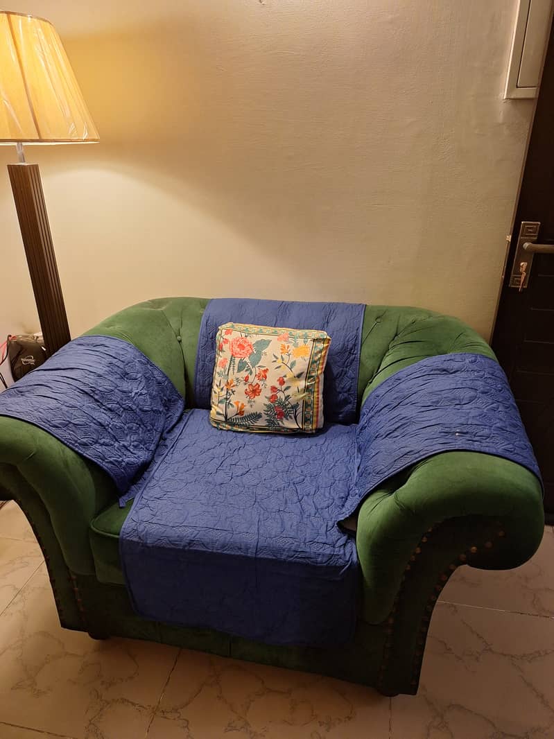 Green sofa set 2