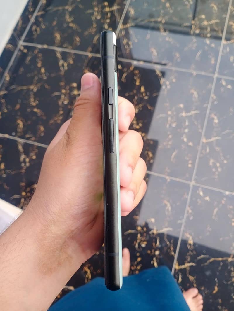 Google Pixel 6a 2