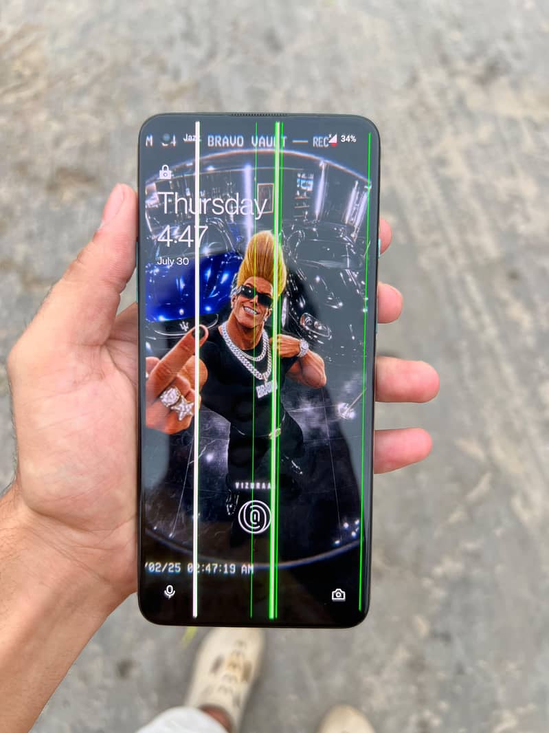 One Plus 8T 4