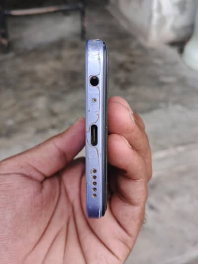Vivo Y17s
