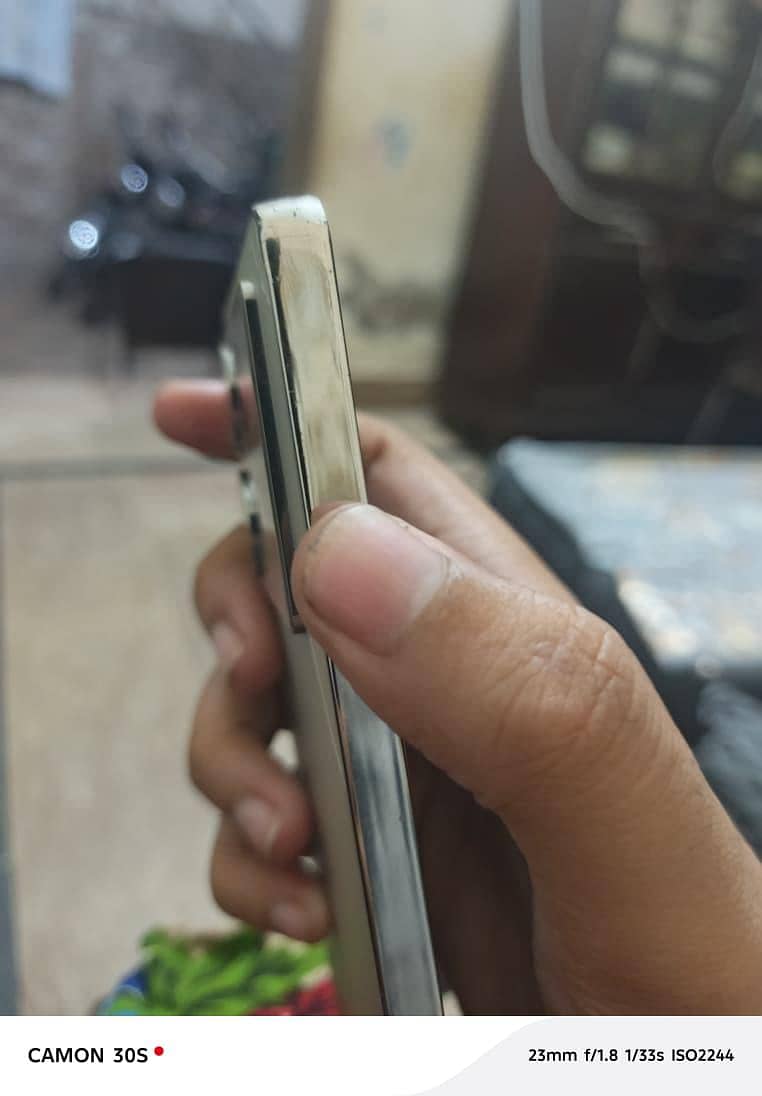 Infinix Note 40 4