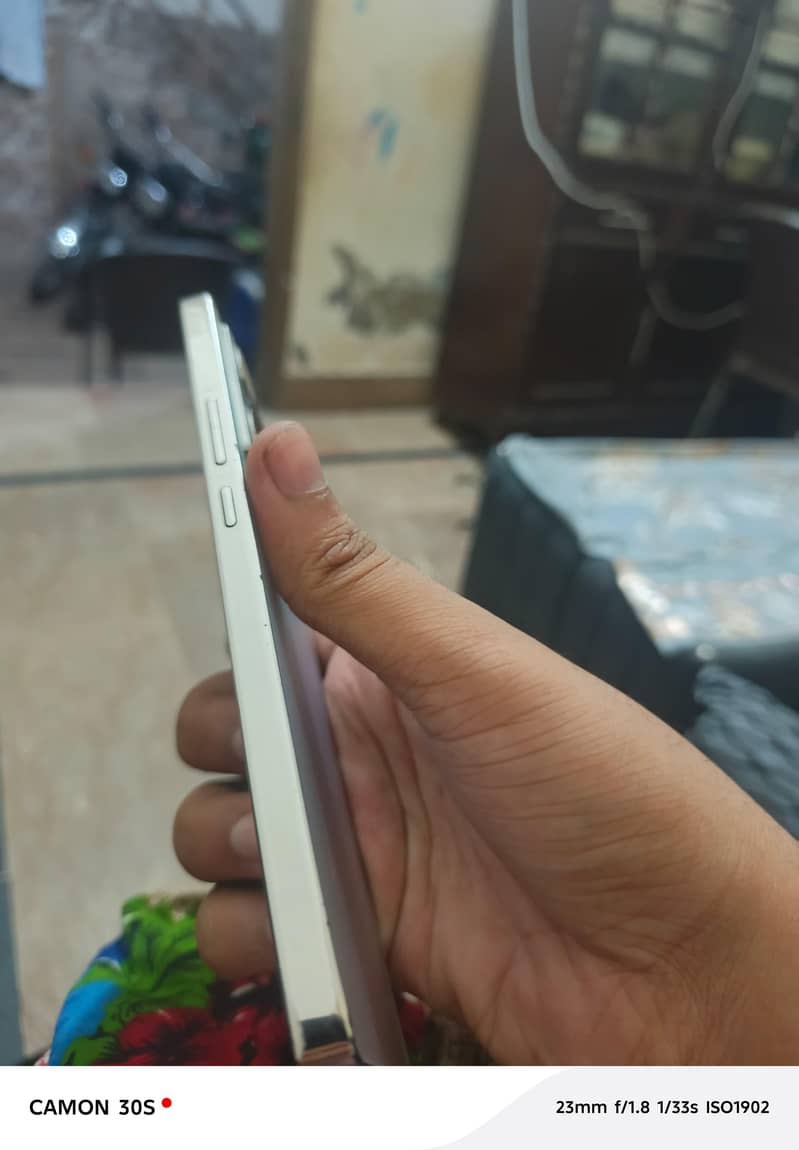 Infinix Note 40 5