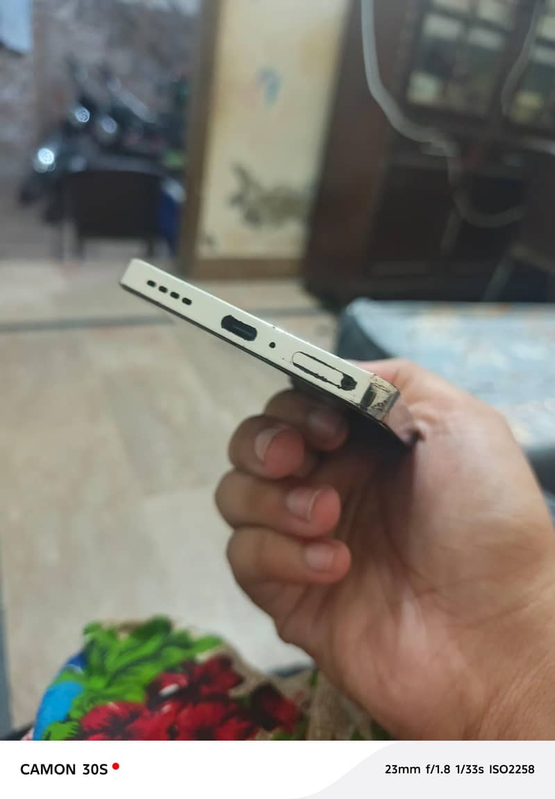 Infinix Note 40 6