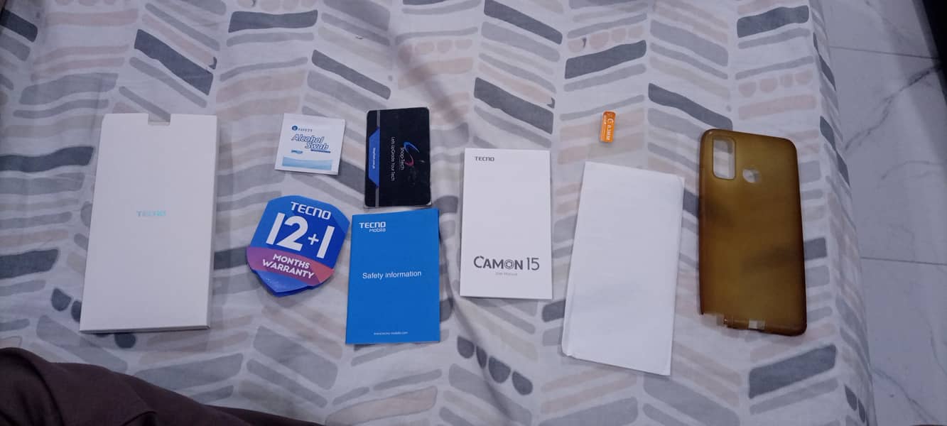 Tecno CAMON 15 18