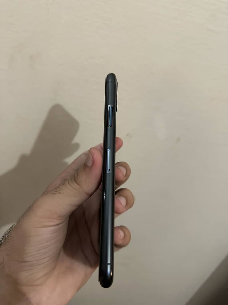 Iphone 11 pro max 3