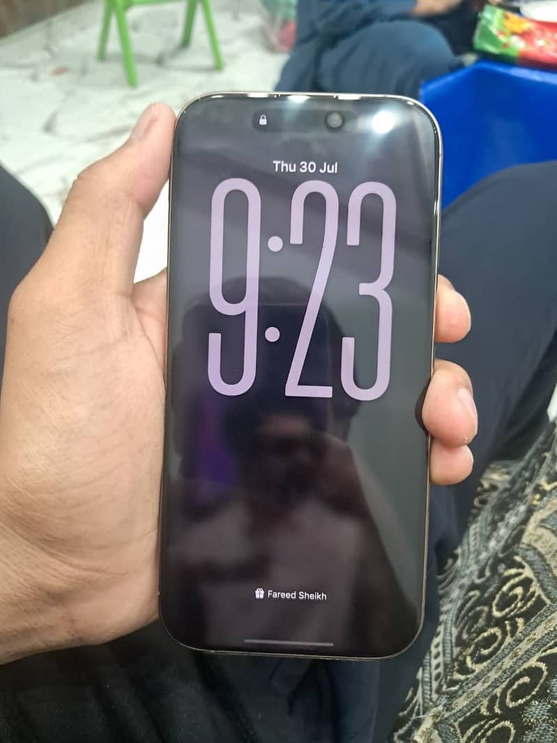 Apple iPhone 16 Pro 4