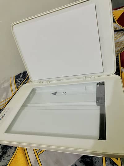 Deskjet 2320 plug and print copy and scan printer