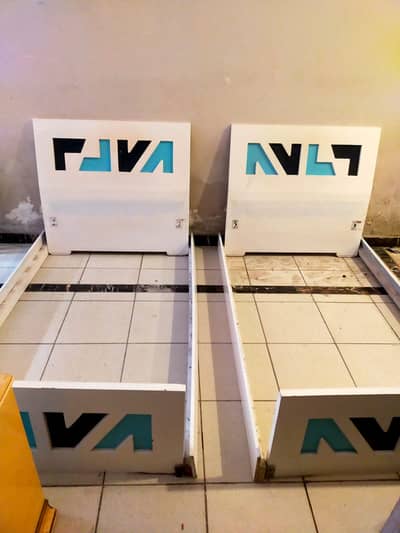 Single Bedroom Set for Sale in 30,000/=