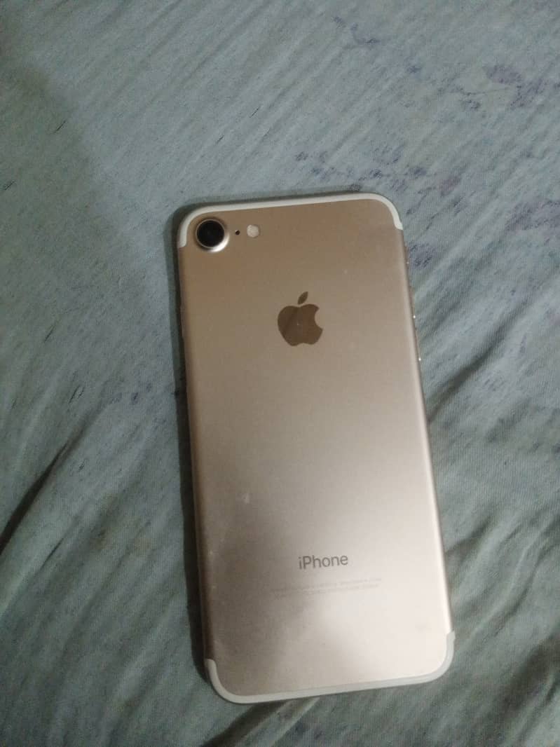 Apple iPhone 7 0