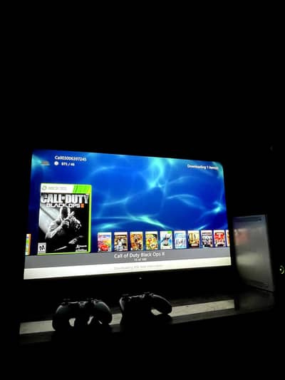 Xbox 360 - 2 wireless controllers - jasper - 100 games
