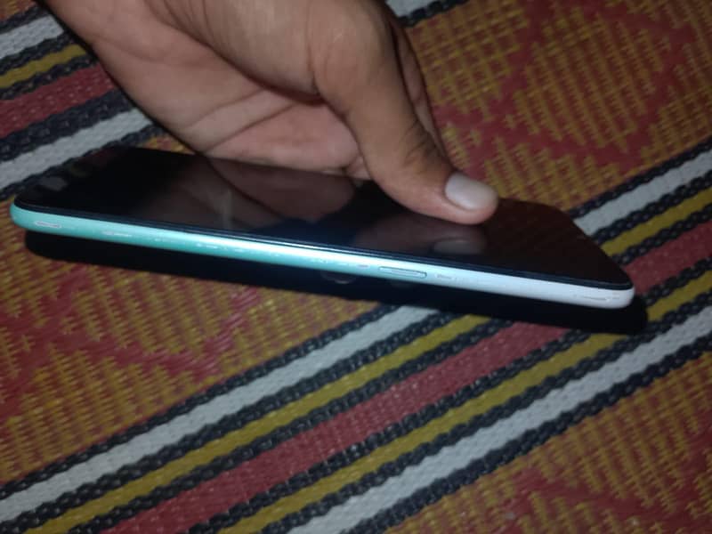 OPPO A31 0
