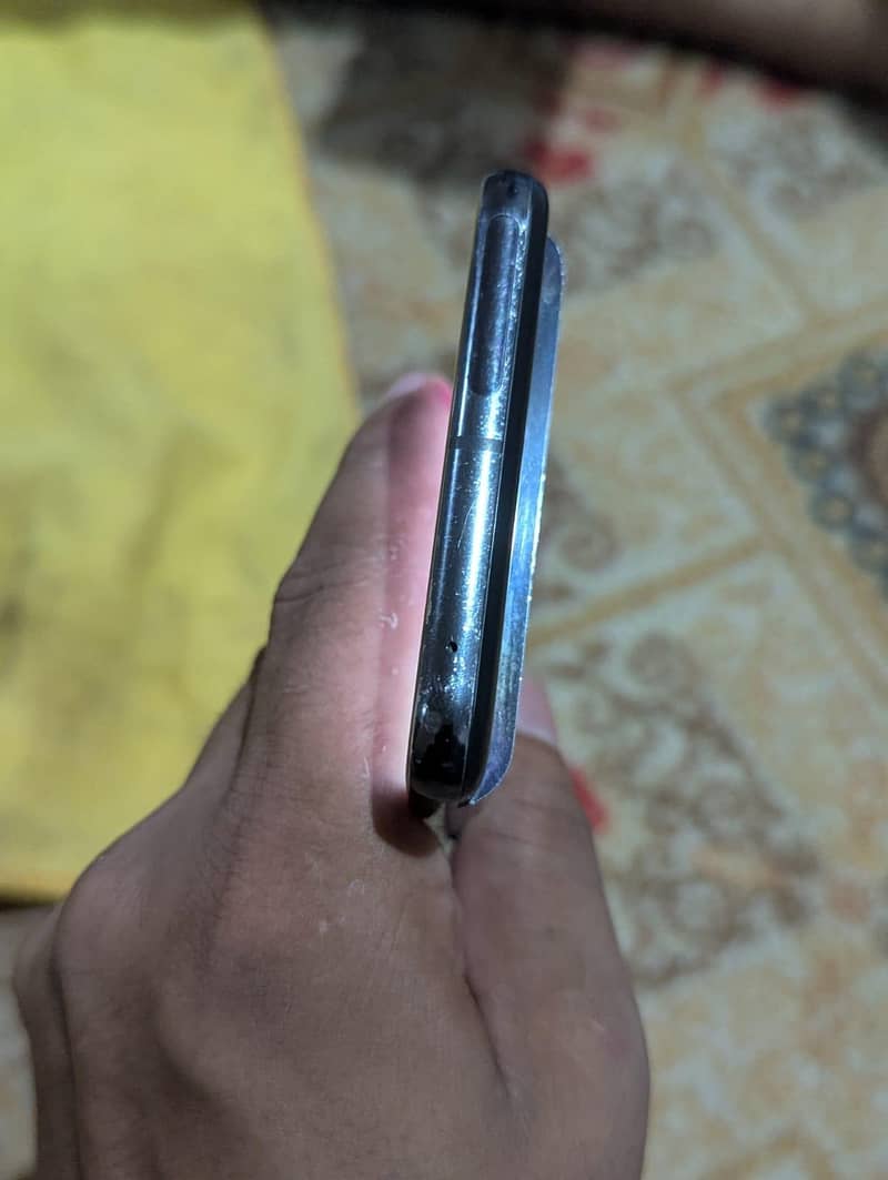 Google Pixel 8 Pro 2