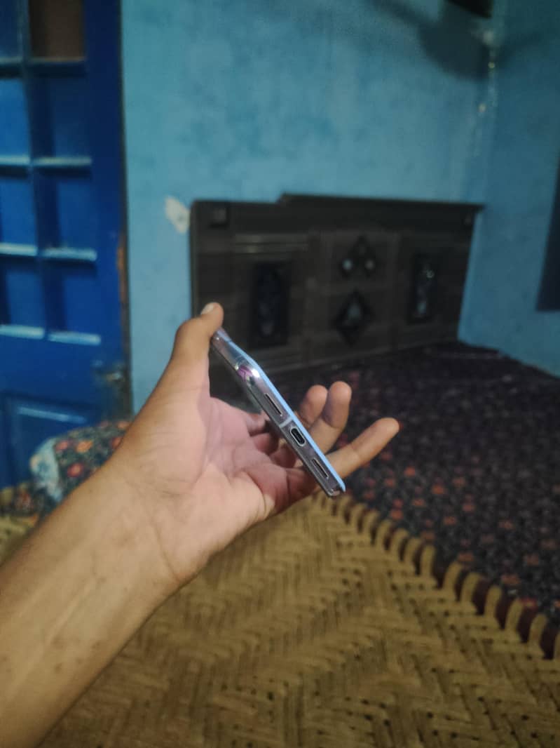 Google Pixel 8 Pro 2
