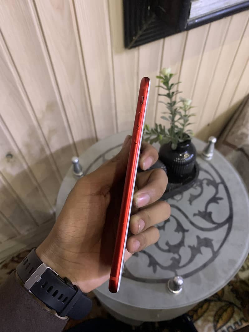 Apple iPhone 7 Plus 4