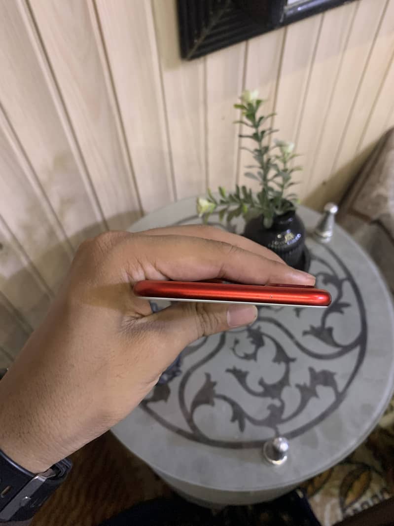 Apple iPhone 7 Plus 6