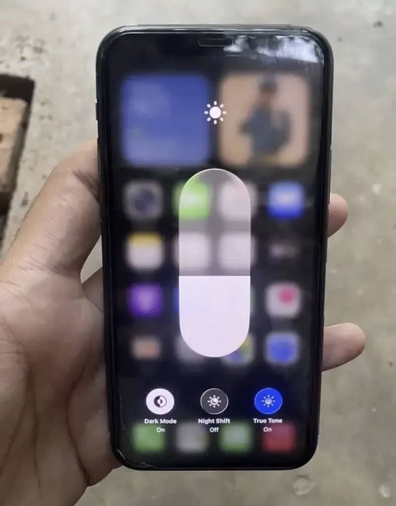 Apple iPhone 11 Pro 1