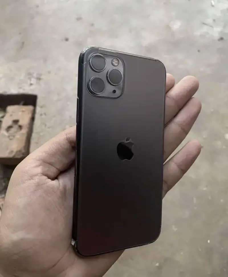 Apple iPhone 11 Pro 3