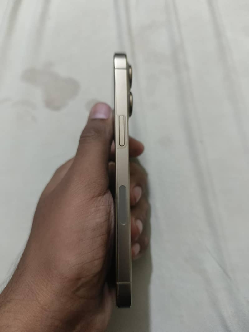 Apple iPhone 13 Pro 3