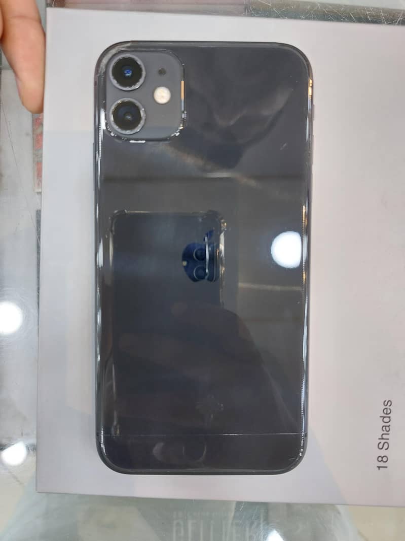 Apple iPhone 11 0