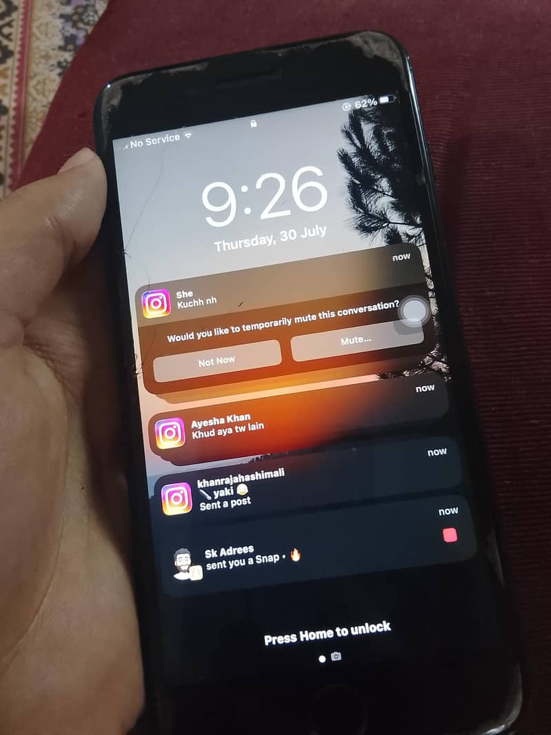 Apple iPhone 7 Plus 0