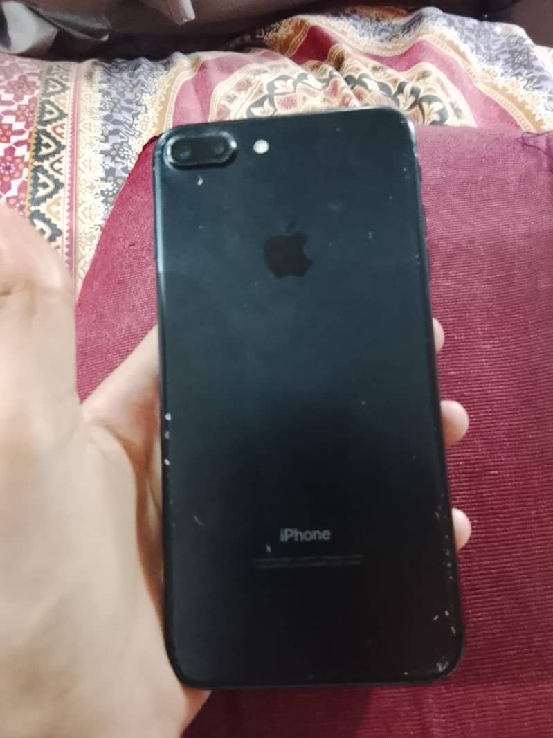 Apple iPhone 7 Plus 4