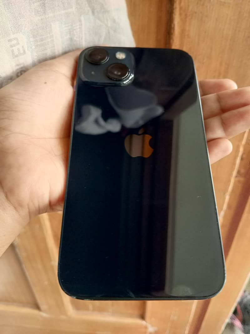 Apple iPhone 13 2