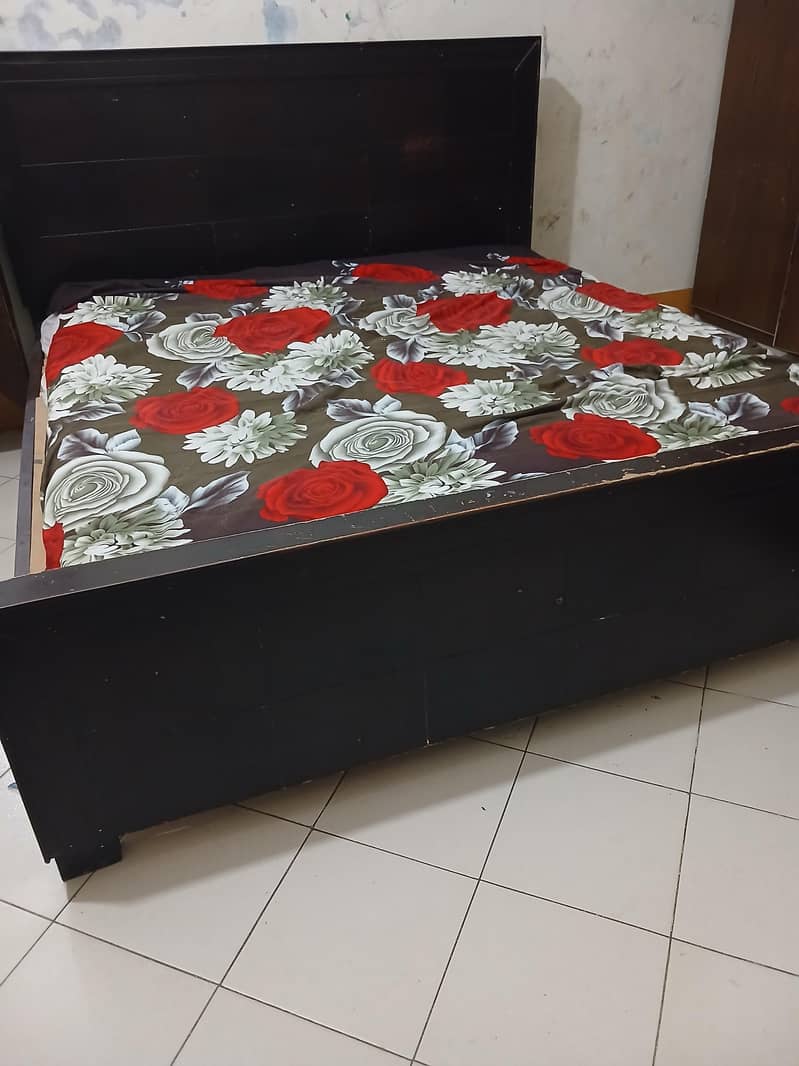 used bed 0