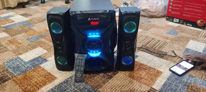 AudionicRainbow R-30