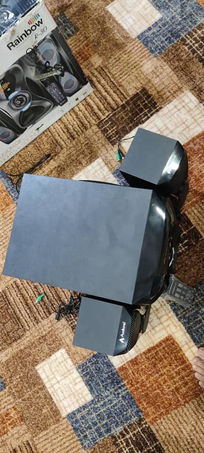 Audionic Rainbow R-30