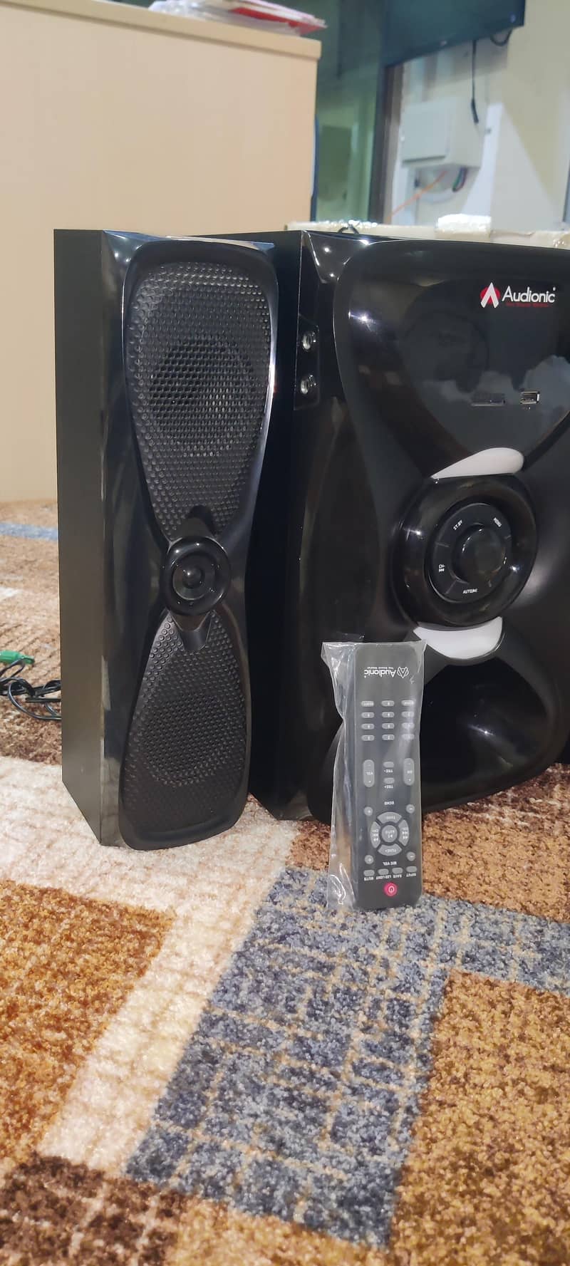 Audionic Rainbow R-30 6