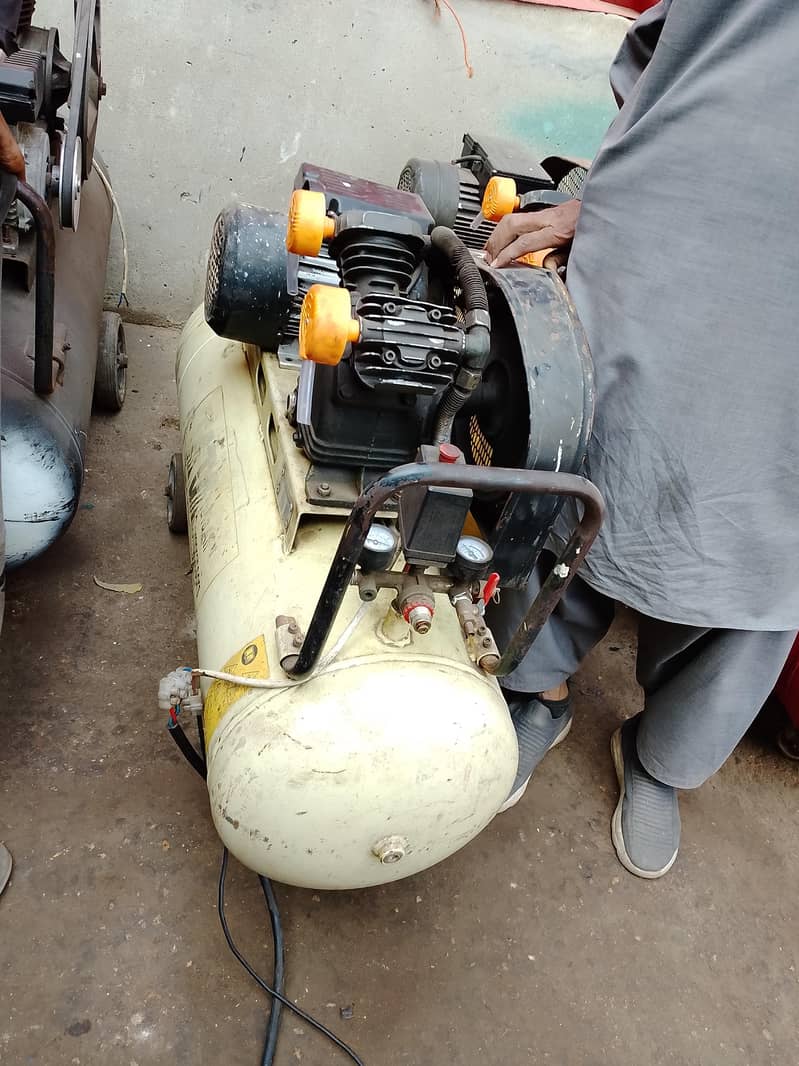 Auto air compressor 1