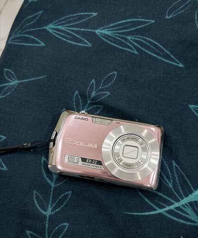Casio Exilim EX-22 10.1MP Compact Digital Camera