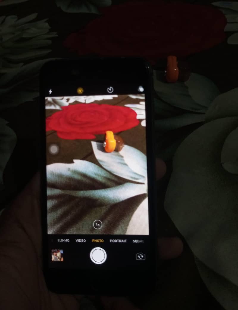 Apple iPhone 8 Plus 4