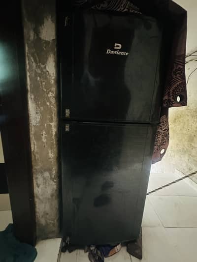 Dawlance fridge medium working