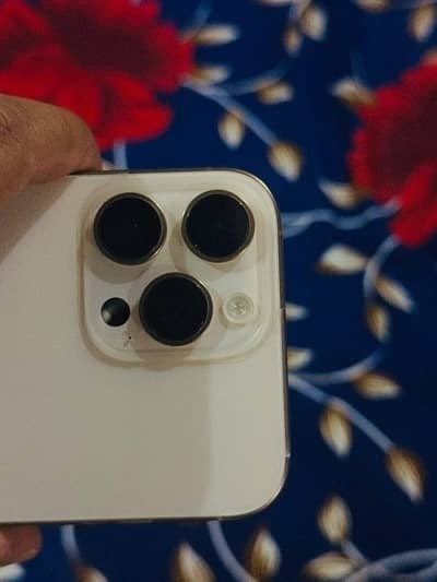 Apple iPhone 16 Pro Max JV