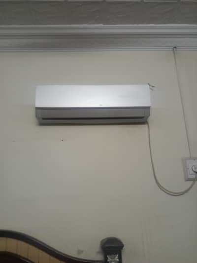 gree A/c split electrical