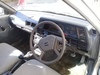 Nissan Sunny 1988